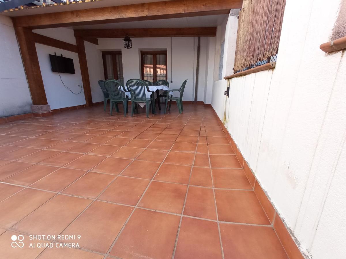 APARTAMENTOS LA CASONA DE EZCARAY CON TERRAZAS y PATIOS INDIVIDUALES Exterior foto