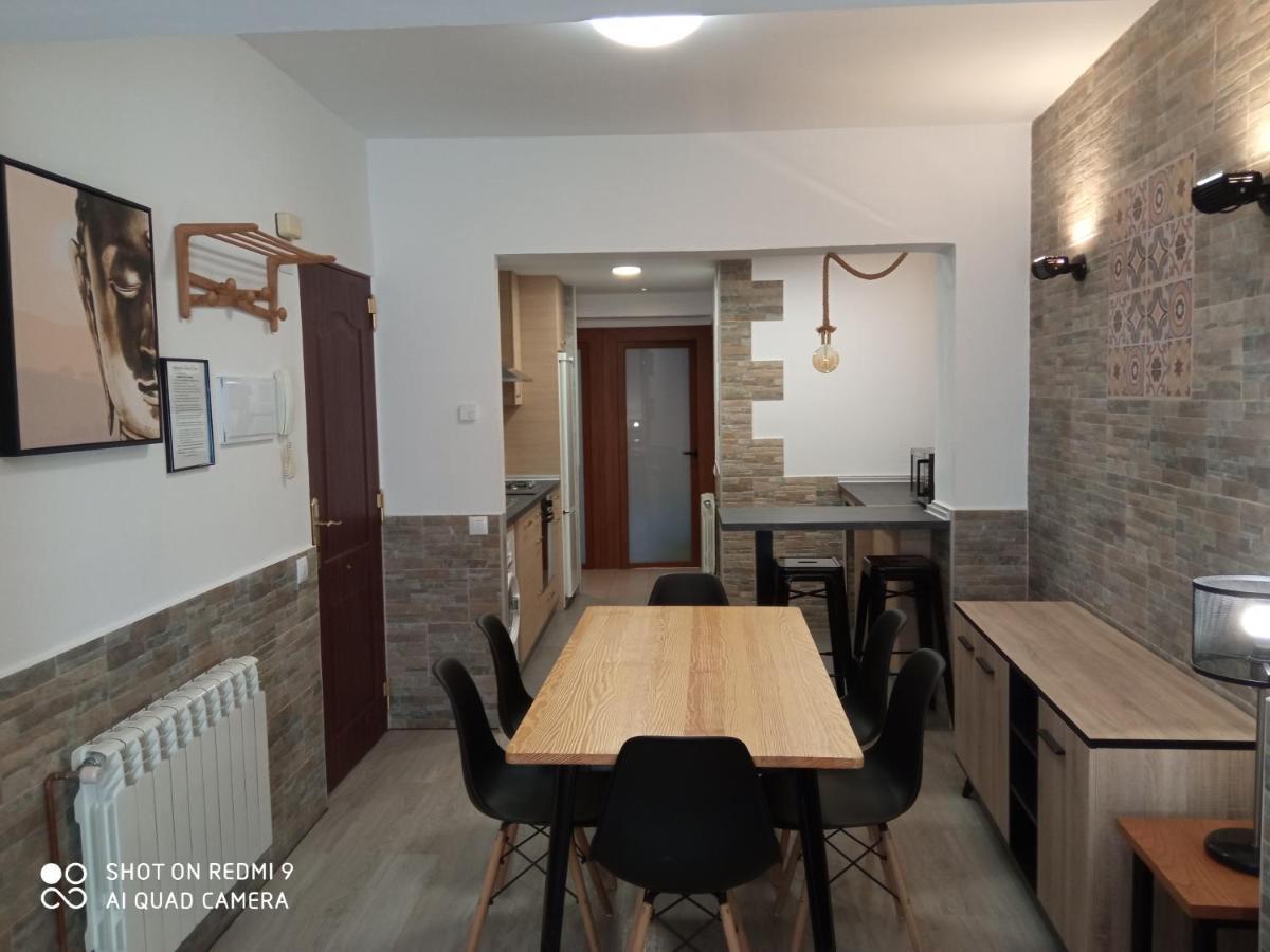 APARTAMENTOS LA CASONA DE EZCARAY CON TERRAZAS y PATIOS INDIVIDUALES Exterior foto
