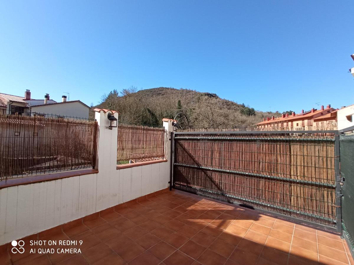 APARTAMENTOS LA CASONA DE EZCARAY CON TERRAZAS y PATIOS INDIVIDUALES Exterior foto