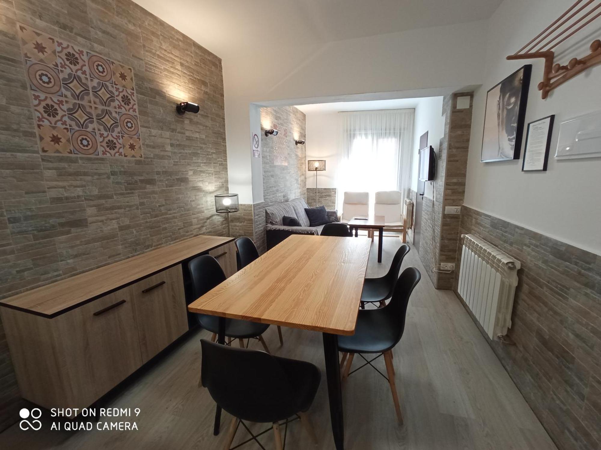 APARTAMENTOS LA CASONA DE EZCARAY CON TERRAZAS y PATIOS INDIVIDUALES Habitación foto